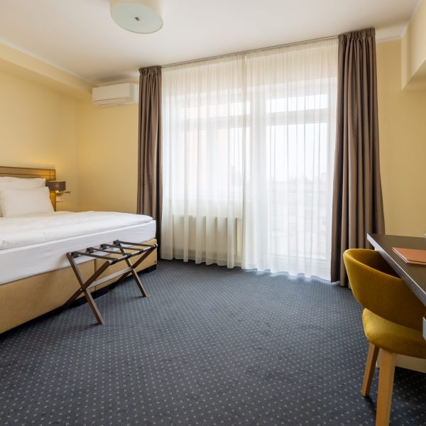 2022-05-25 Mammas Hotel_KR57473-HDR_FULL